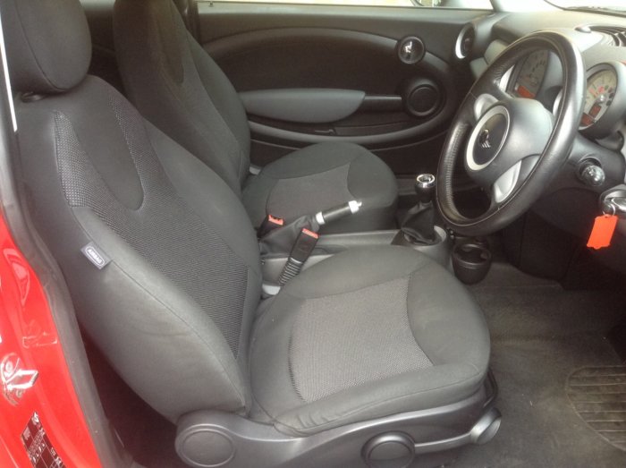 Mini Hatchback 1.6 Cooper D 3dr Hatchback Diesel Red