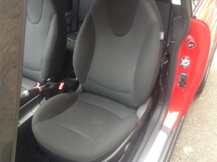 Mini Hatchback 1.6 Cooper D 3dr Hatchback Diesel Red