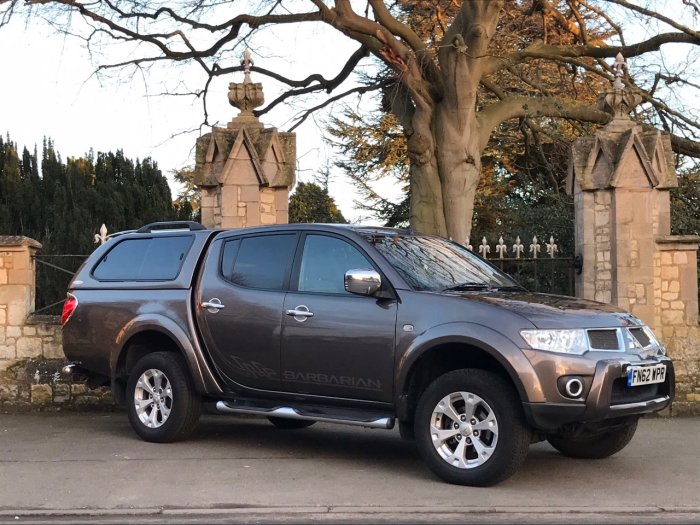 Mitsubishi L200 2.5 Double Cab DI-D Barbarian Long bed leather reverse camera Auto 176Bhp Pick Up Diesel Brown