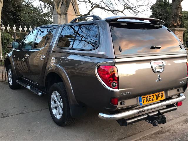 2012 Mitsubishi L200 2.5 Double Cab DI-D Barbarian Long bed leather  reverse camera Auto 176Bhp