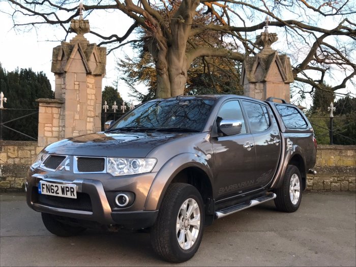 Mitsubishi L200 2.5 Double Cab DI-D Barbarian Long bed leather reverse camera Auto 176Bhp Pick Up Diesel Brown