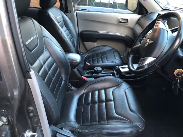 Mitsubishi L200 2.5 Double Cab DI-D Barbarian Long bed leather reverse camera Auto 176Bhp Pick Up Diesel Brown
