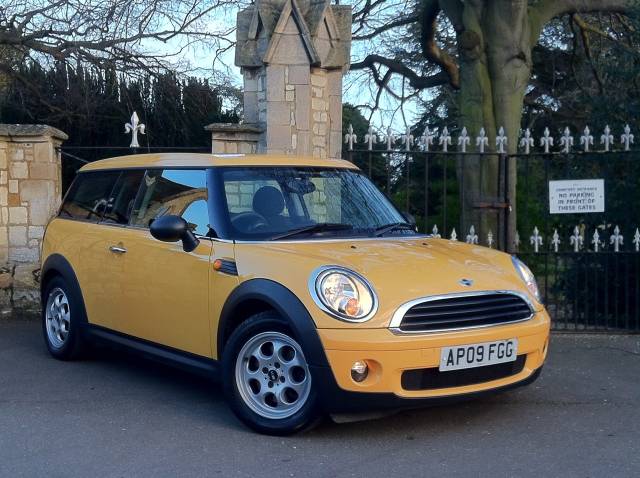 Mini Clubman 1.4 One 5dr Estate Petrol Yellow