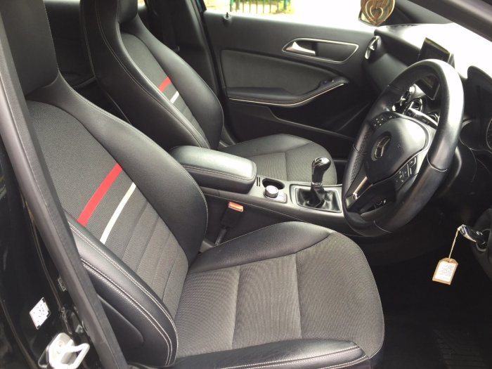 Mercedes-Benz A Class 1.5 A180 CDI BlueEFFICIENCY SE 5dr Hatchback Diesel Black