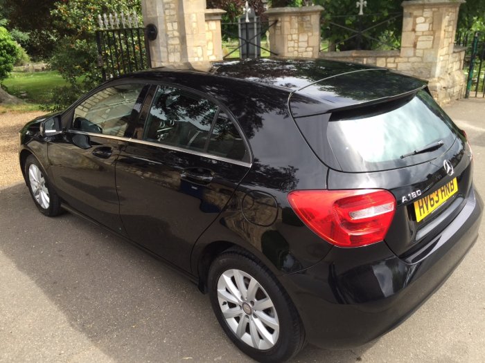 Mercedes-Benz A Class 1.5 A180 CDI BlueEFFICIENCY SE 5dr Hatchback Diesel Black