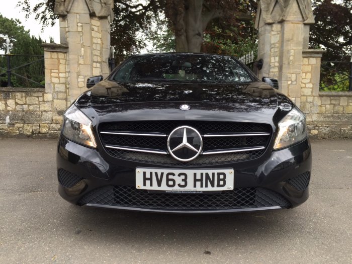 Mercedes-Benz A Class 1.5 A180 CDI BlueEFFICIENCY SE 5dr Hatchback Diesel Black