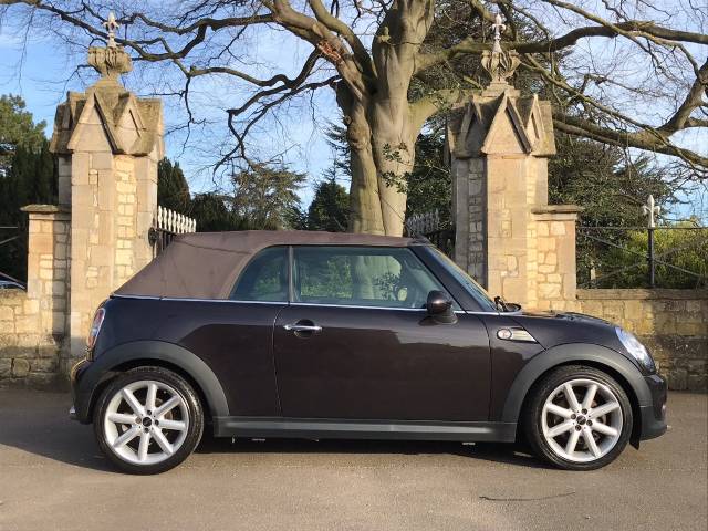 2014 Mini Convertible 1.6 Cooper D Highgate 2dr