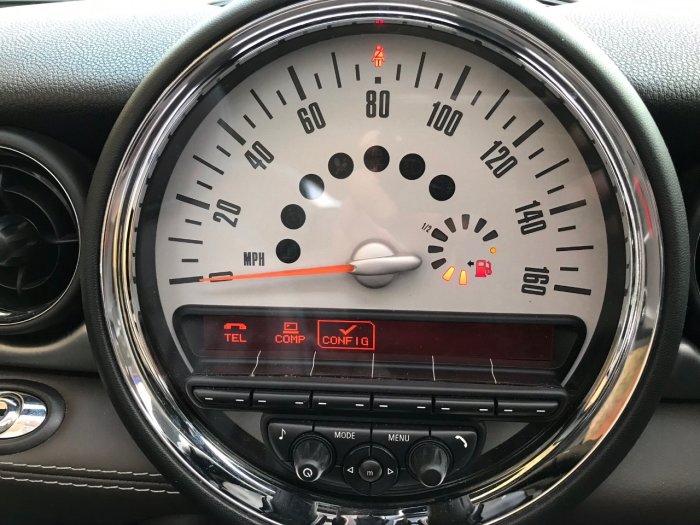 Mini Convertible 1.6 Cooper D Highgate 2dr Convertible Diesel Brown