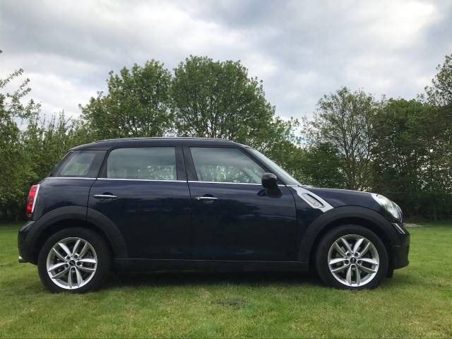 2013 Mini Countryman 1.6 Cooper D 5dr Chilli Sport pack