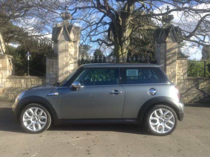 Mini Hatchback 1.6 Cooper S 3dr Hatchback Petrol Grey