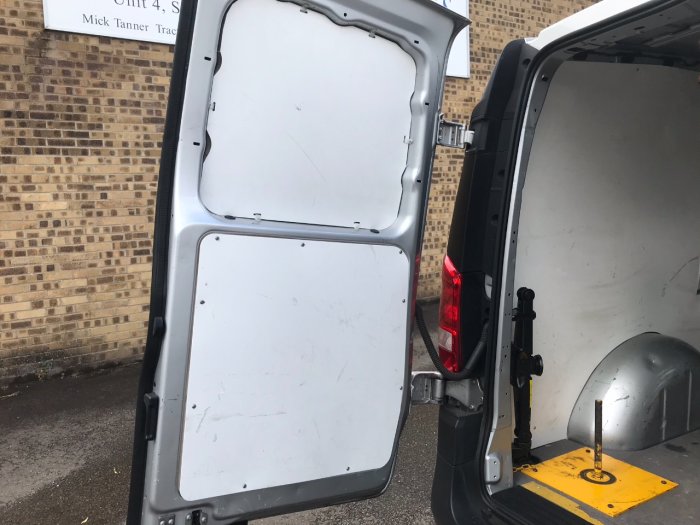 Mercedes-benz Vito 1.6 111cdi Combi Van Diesel Silver