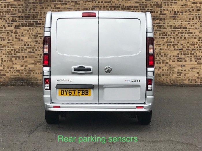 Vauxhall Vivaro 2900 1.6CDTI 120PS Sportive H1 Van Panel Van Diesel Silver