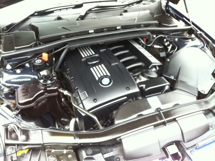 BMW 3 Series 3.0 330i M Sport 2dr Auto Coupe Petrol Blue