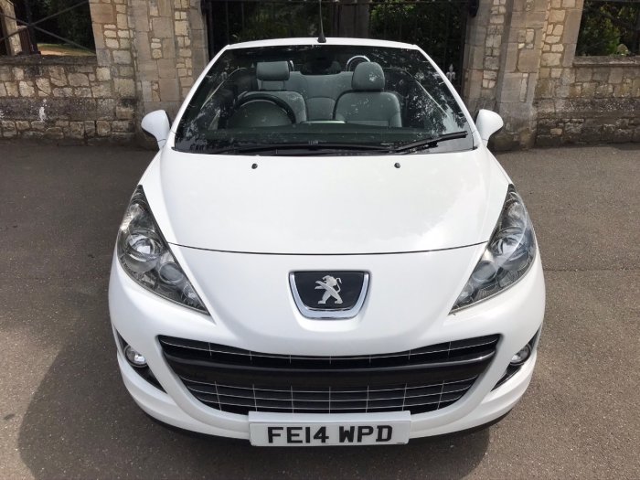 Peugeot 207 1.6 VTi Roland Garros 2dr Convertible Petrol White