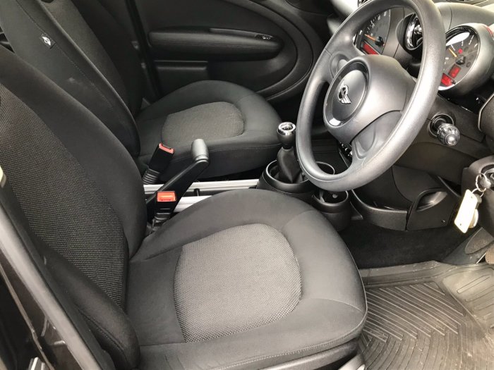 Mini Countryman 1.6 Cooper D 5dr WINTER PACK Hatchback Diesel Grey