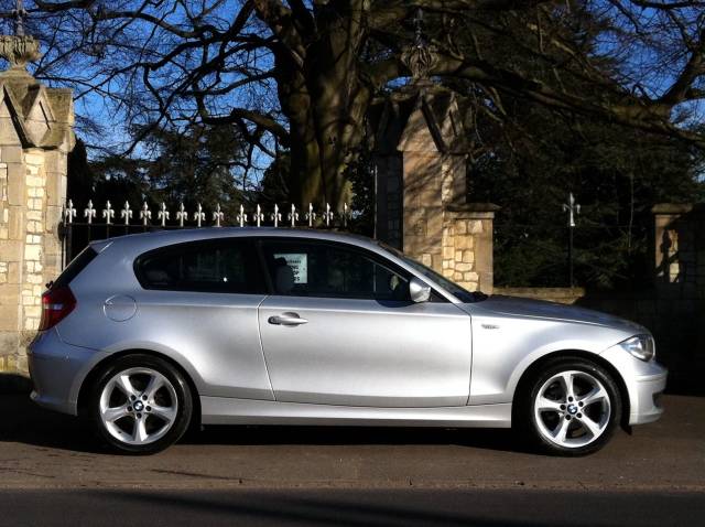 2010 BMW 1 Series 116i [2.0] Sport 3dr