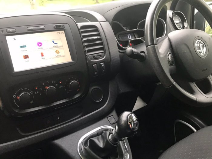 Vauxhall Vivaro 2900 1.6CDTI 120PS Sportive H1 Van LWB Long Wheel Base Panel Van Diesel White