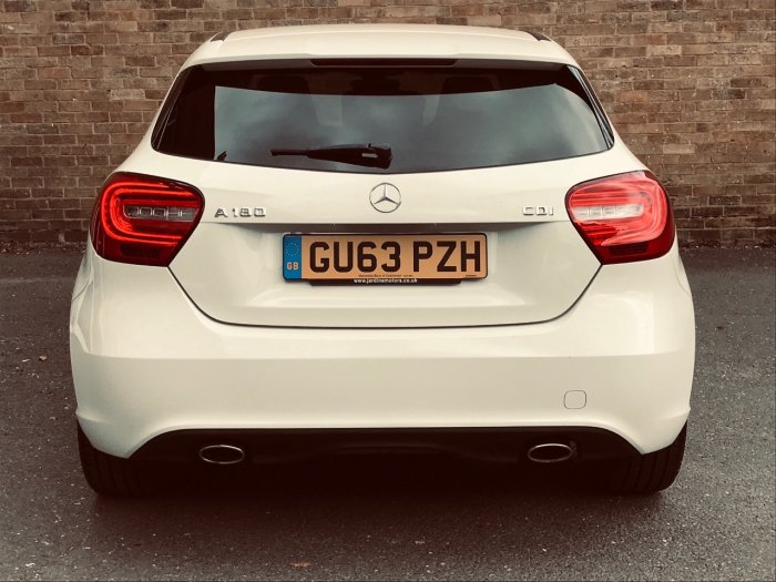 Mercedes-Benz A Class 1.5 A180 CDI BlueEFFICIENCY Sport 5dr Hatchback Diesel White