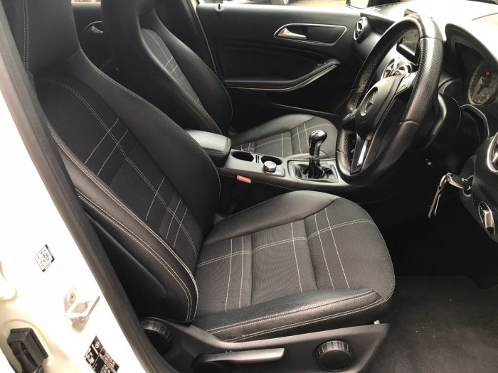 Mercedes-Benz A Class 1.5 A180 CDI BlueEFFICIENCY Sport 5dr Hatchback Diesel White