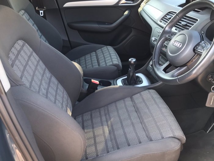 Audi Q3 2.0 TDI SE 5dr Estate Diesel Blue