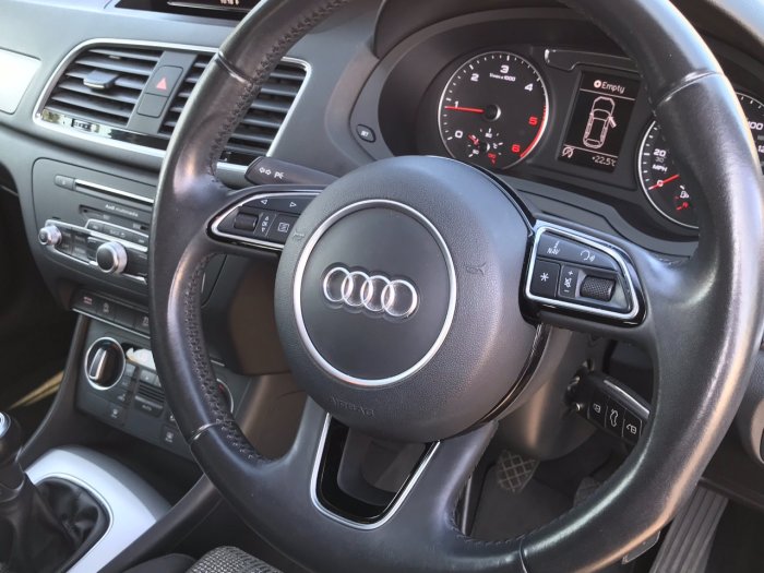 Audi Q3 2.0 TDI SE 5dr Estate Diesel Blue