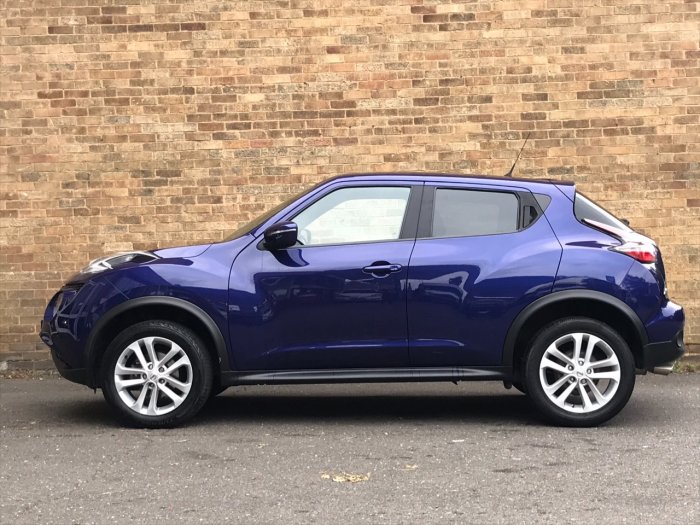 Nissan Juke 1.5 dCi N-Connecta 5dr ULEZ Hatchback Diesel Blue