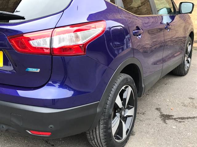 2015 Nissan Qashqai 1.5 dCi N-Tec 5dr