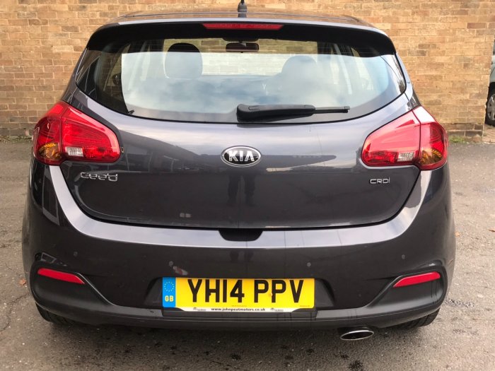 Kia Ceed 1.6 CRDi 2 5dr Auto Hatchback Diesel Silver