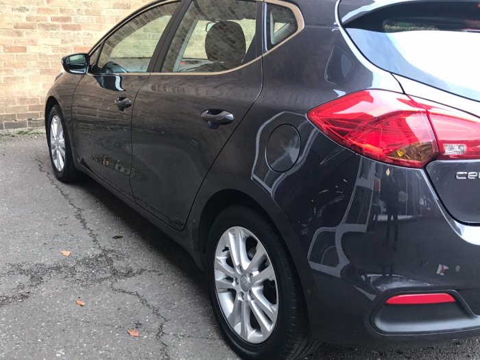 Kia Ceed 1.6 CRDi 2 5dr Auto Hatchback Diesel Silver