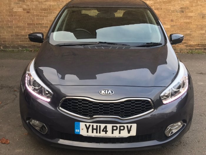 Kia Ceed 1.6 CRDi 2 5dr Auto Hatchback Diesel Silver