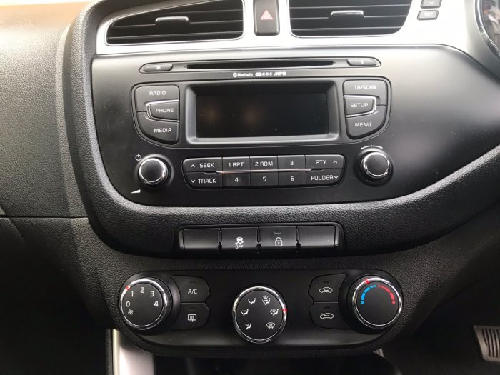 Kia Ceed 1.6 CRDi 2 5dr Auto Hatchback Diesel Silver