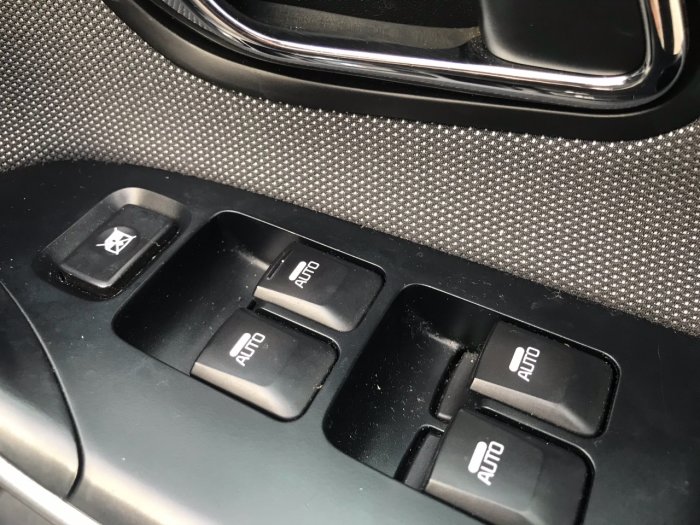 Kia Ceed 1.6 CRDi 2 5dr Auto Hatchback Diesel Silver