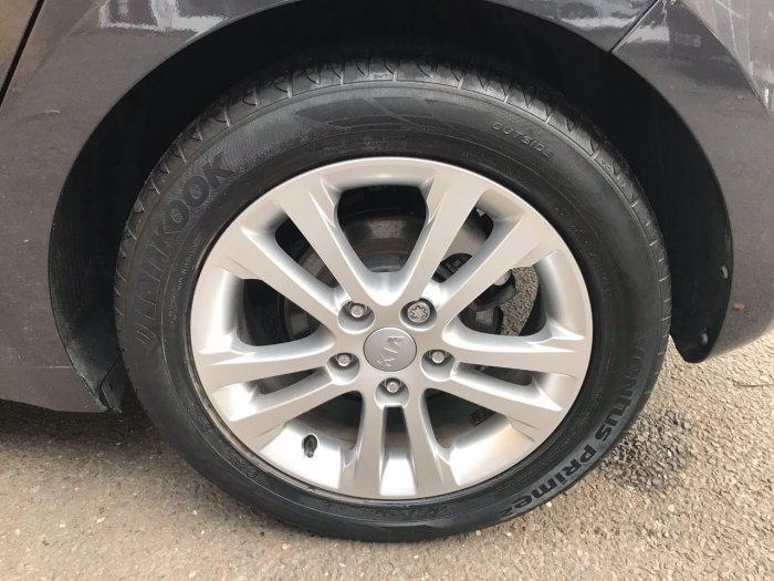 Kia Ceed 1.6 CRDi 2 5dr Auto Hatchback Diesel Silver
