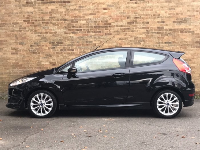 Ford Fiesta 1.0 EcoBoost 125 Zetec S 3dr Hatchback Petrol Black