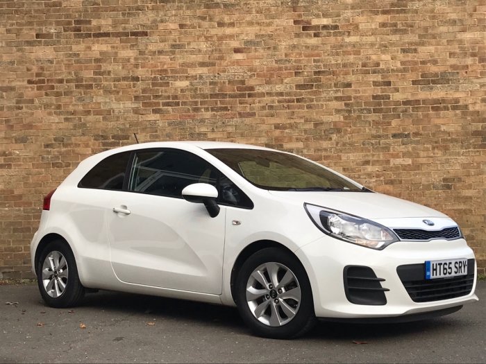 Kia Rio 1.25 SR7 3dr Hatchback Petrol White