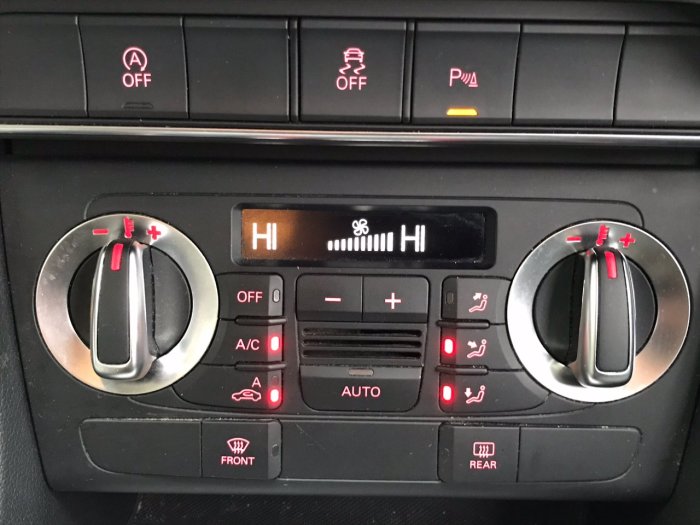 Audi Q3 2.0 TDI Quattro SE 5dr Estate Diesel Grey