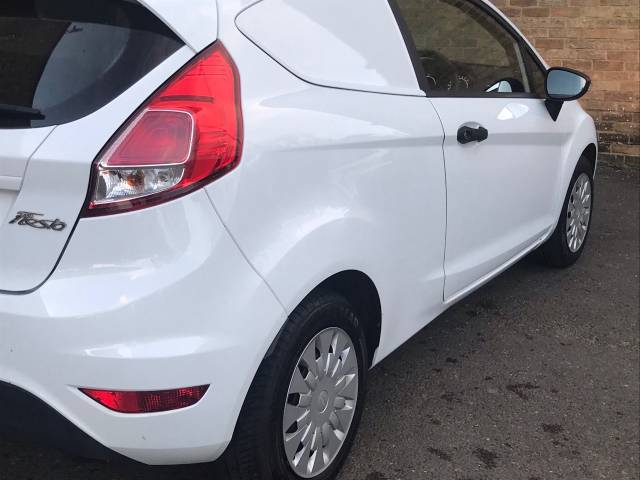 2014 Ford Fiesta 1.6 TDCi ECOnetic Van