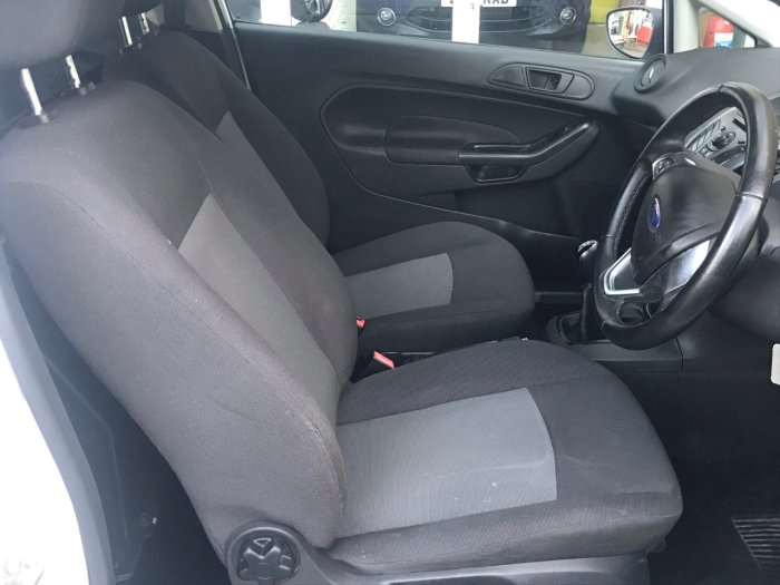 Ford Fiesta 1.6 TDCi ECOnetic Van Panel Van Diesel White