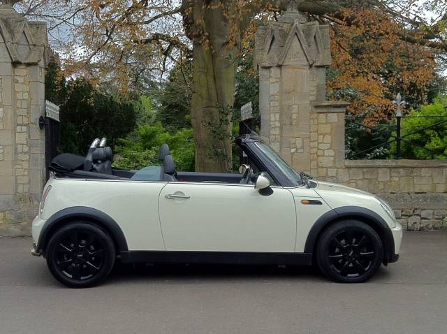 2006 Mini Convertible 1.6 Cooper