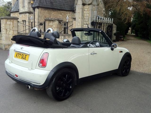 2006 Mini Convertible 1.6 Cooper