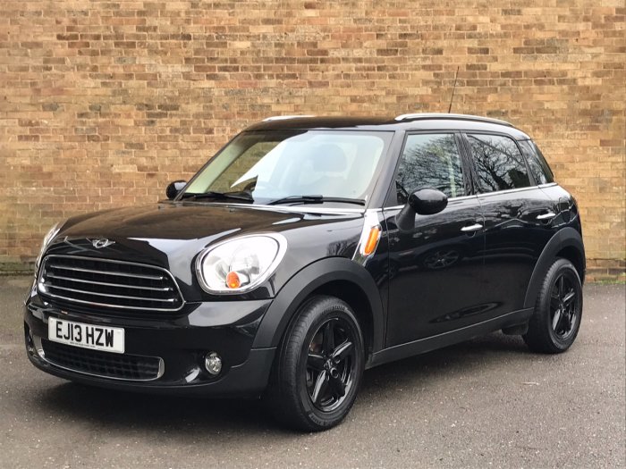 Mini Countryman 1.6 One 5dr ULEZ Hatchback Petrol Black