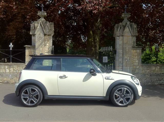 2009 Mini Hatchback 1.6 Cooper S 3dr