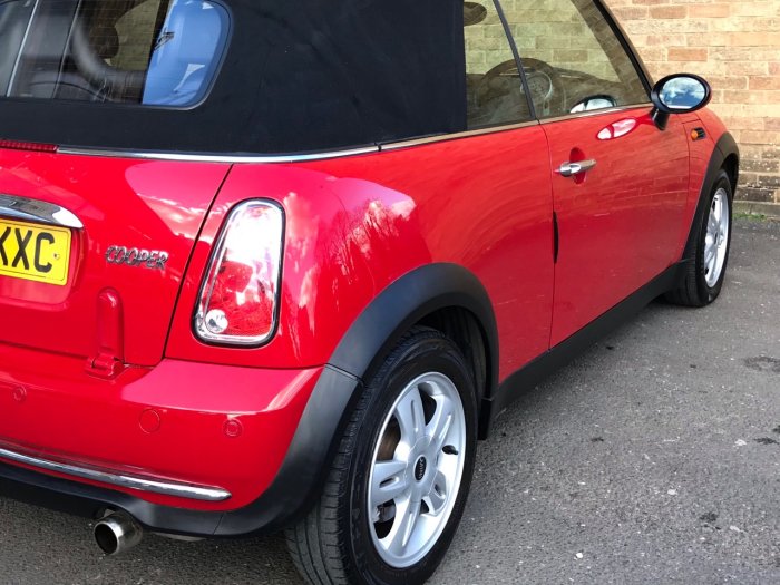 Mini Convertible 1.6 Cooper 2dr Convertible Petrol Red