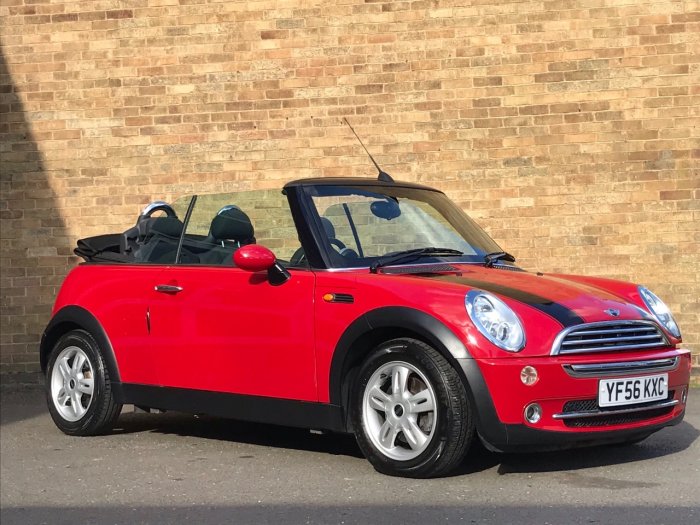 Mini Convertible 1.6 Cooper 2dr Convertible Petrol Red