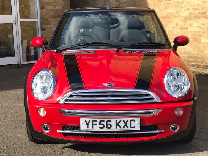 Mini Convertible 1.6 Cooper 2dr Convertible Petrol Red
