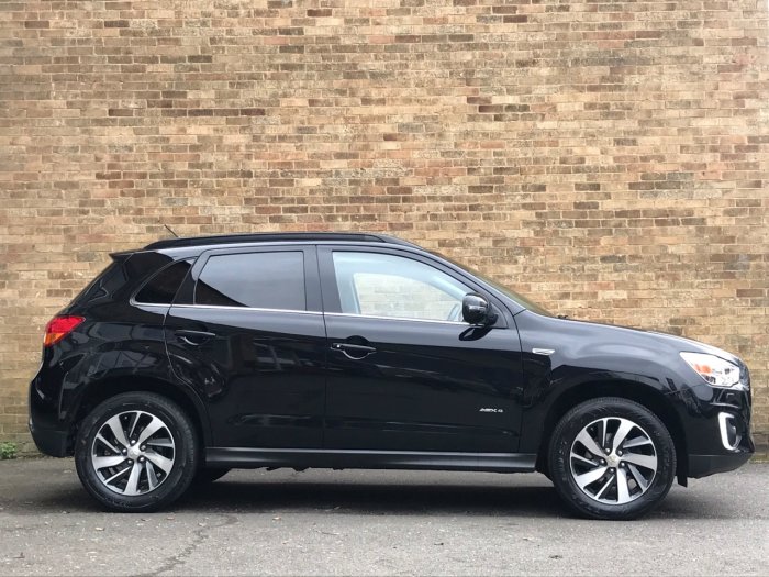 Mitsubishi ASX 2.2 4 5dr Auto 4WD Hatchback Diesel Black