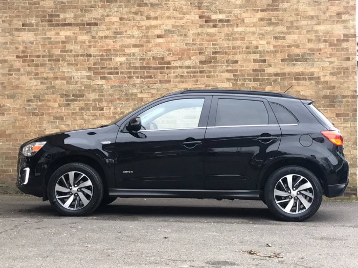 Mitsubishi ASX 2.2 4 5dr Auto 4WD Hatchback Diesel Black