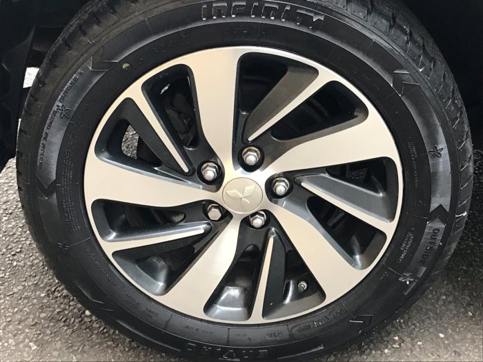 Mitsubishi ASX 2.2 4 5dr Auto 4WD Hatchback Diesel Black