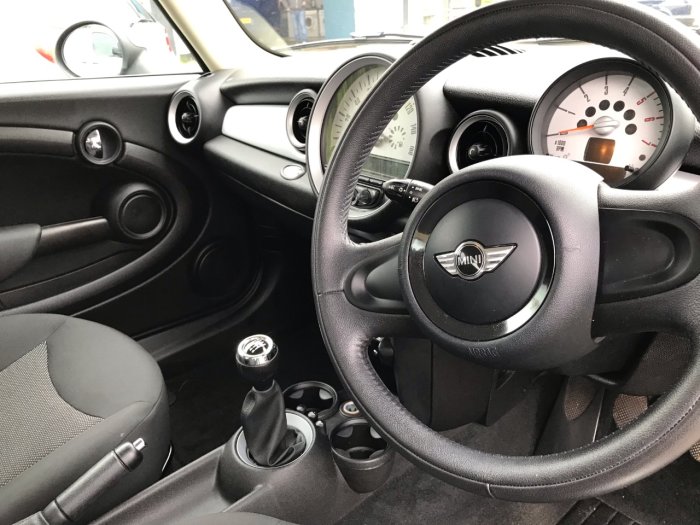 Mini Hatchback 1.6 One D 3dr Hatchback Diesel Black
