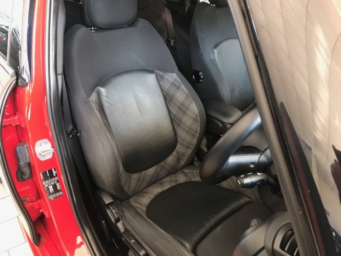 Mini Hatchback 1.5 Cooper 5dr Hatchback Petrol Red